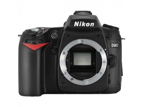 NIKON D90