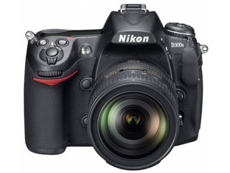 NIKON D300S