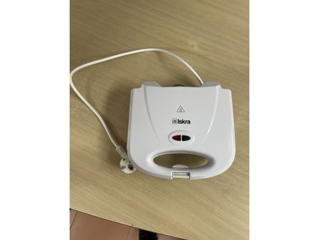 ISKRA Sendvič toster 800W MG-2-WH OUTLET