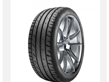 TAURUS 225/45R17 Taurus 94V ULTRA HIGH PERFORMANCE let