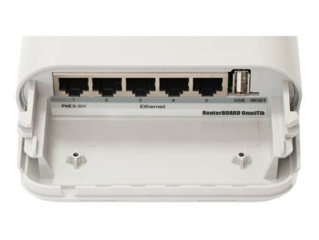 MIKROTIK (RBOmniTikU-5HnD) RouterOS 4L, OmniTik 5 sa kućištem, acces point
