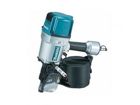MAKITA Pneumatski zabijač eksera u redeniku 57-102mm, AN961