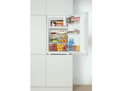 Amica Ugradni frizider BM132.3 88 cm (BM132BUW+04AT)