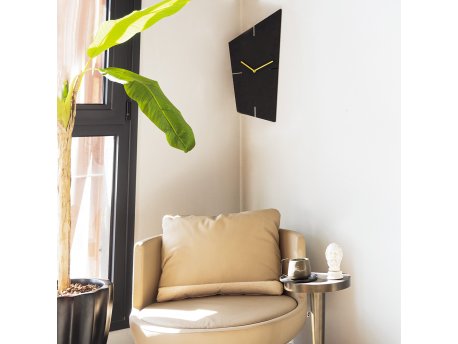 WALLXPERT Dekorativni metalni zidni sat Geometric Metal Wall Clock APS131 crno - zlatna boja