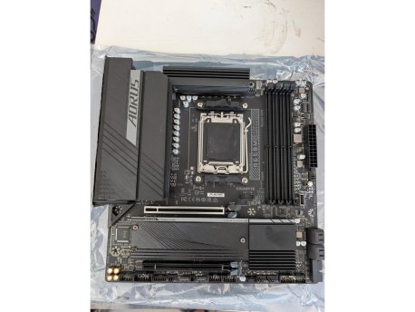 GIGABYTE B650M AORUS ELITE OUTLET