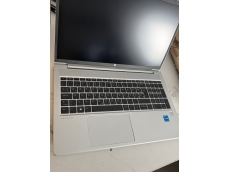 HP ProBook 450 G10 (Pike silver) FHD IPS, i5-1334U, 16GB, 512GB SSD (AK9R0AT) OUTLET