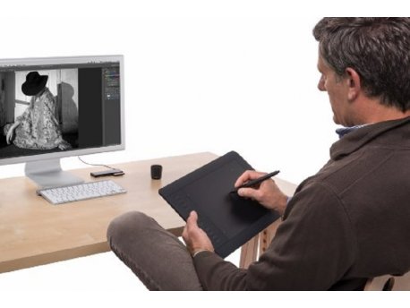 WACOM Intuos Pro M New PTH-660-N