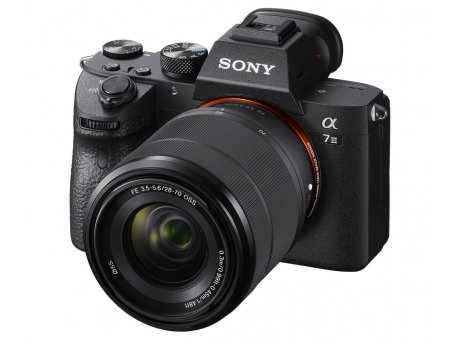 SONY Alpha a7 M3 (Crna) ILCE-7M3KB (sa 28-70mm)
