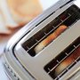 RUSSELL HOBBS Toster 21680-56 - slika 3