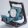 MAKITA Akumulatorska LED lampa-reflektor DEADML805, bez baterije i punjača - slika 2
