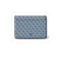 Guess Navlaka za laptop od 16” Blue 4G Triangle - slika 1