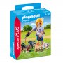 PLAYMOBIL Special Plus Šetačica pasa - slika 1