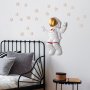 WALLXPERT Zidna dekoracija Peace Sign Astronaut 1 - slika 3