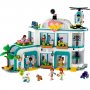 LEGO 42621 Bolnica Medenog Grada - slika 2