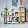LEGO Kafić Medenog Grada (42618) - slika 5
