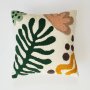 WALLXPERT Navlaka za jastuk Lotus Punch Pillow Cover - slika 2