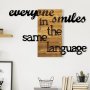 WALLXPERT Dekorativni drveni zidni dodatak Everyone Smiles in The Same Language - slika 1