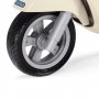 PEG PEREGO Motor na akumulator Vespa bež-crvena - slika 4