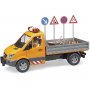 BRUDER Kamion + set saobraćajnih znakova - slika 1